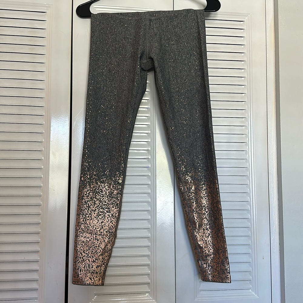 Beyond Yoga, made in USA sz small